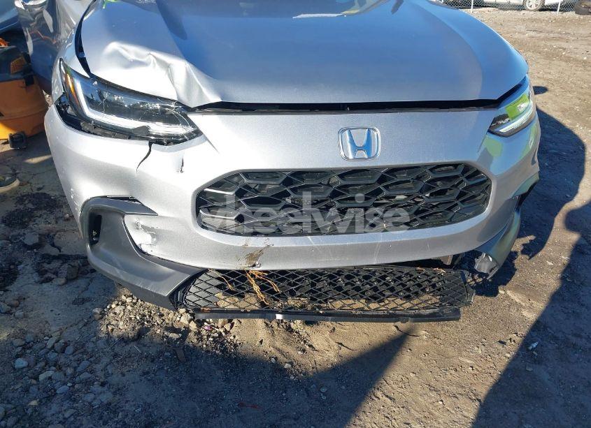 Photo 6 of 2025 Honda Hr-v 2WD LX (VIN 3CZRZ1H3XSM704296)