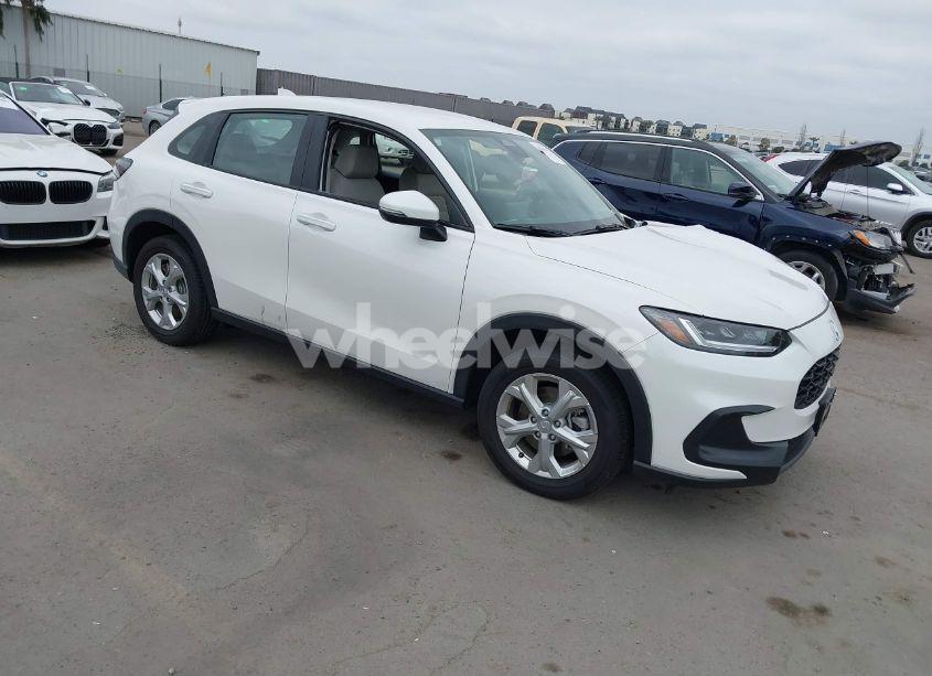 2025 Honda Hr-v 2WD LX (VIN 3CZRZ1H3XSM721213) main photo