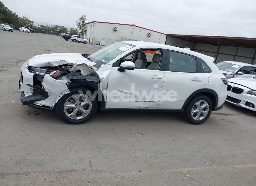 Photo 14 of 2025 Honda Hr-v 2WD LX (VIN 3CZRZ1H3XSM721213)