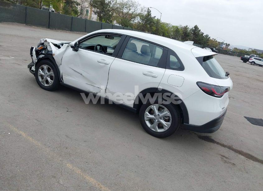 Photo 3 of 2025 Honda Hr-v 2WD LX (VIN 3CZRZ1H3XSM721213)