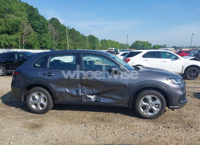 Photo 13 of 2025 Honda Hr-v 2WD LX (VIN 3CZRZ1H3XSM738867)