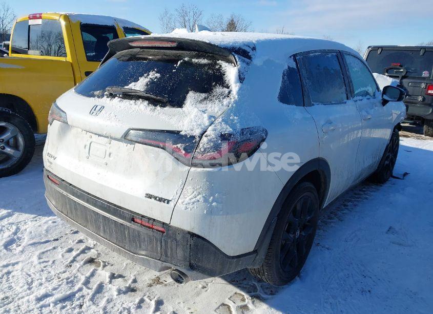 Photo 4 of 2024 Honda Hr-v 2WD SPORT/2WD SPORT W/O BSI (VIN 3CZRZ1H50RM724178)