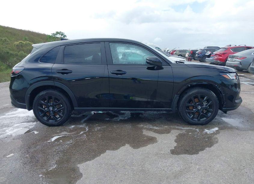 Photo 13 of 2024 Honda Hr-v 2WD SPORT/2WD SPORT W/O BSI (VIN 3CZRZ1H50RM724407)