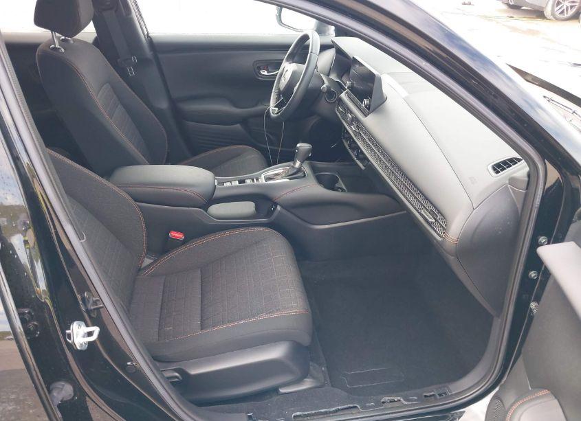Photo 5 of 2024 Honda Hr-v 2WD SPORT/2WD SPORT W/O BSI (VIN 3CZRZ1H50RM724407)