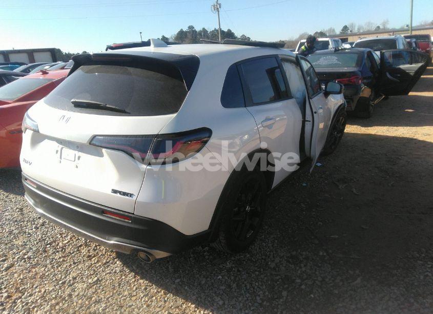 Photo 4 of 2024 Honda Hr-v 2WD SPORT/2WD SPORT W/O BSI (VIN 3CZRZ1H50RM740994)