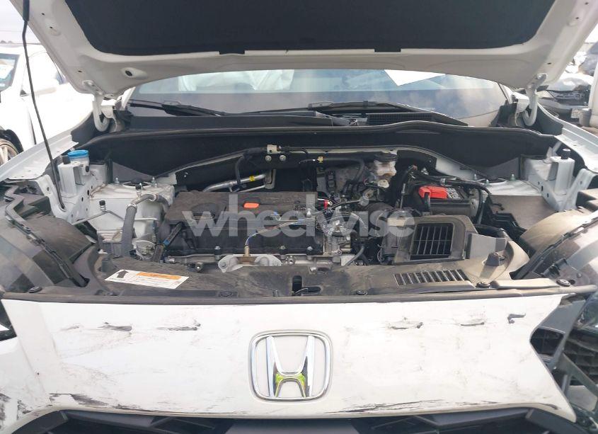 Photo 10 of 2024 Honda Hr-v (VIN 3CZRZ1H50RM741904)
