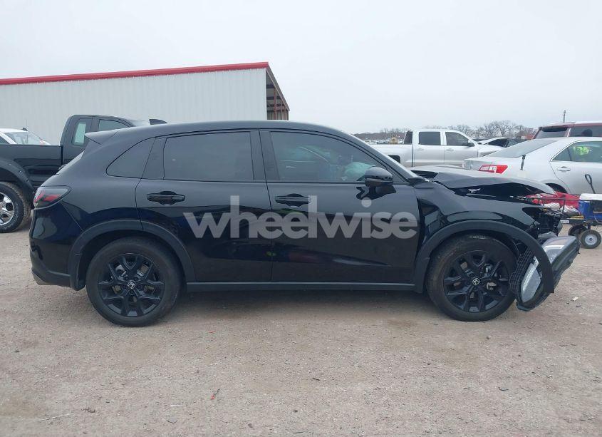 Photo 13 of 2024 Honda Hr-v 2WD SPORT/2WD SPORT W/O BSI (VIN 3CZRZ1H50RM762011)