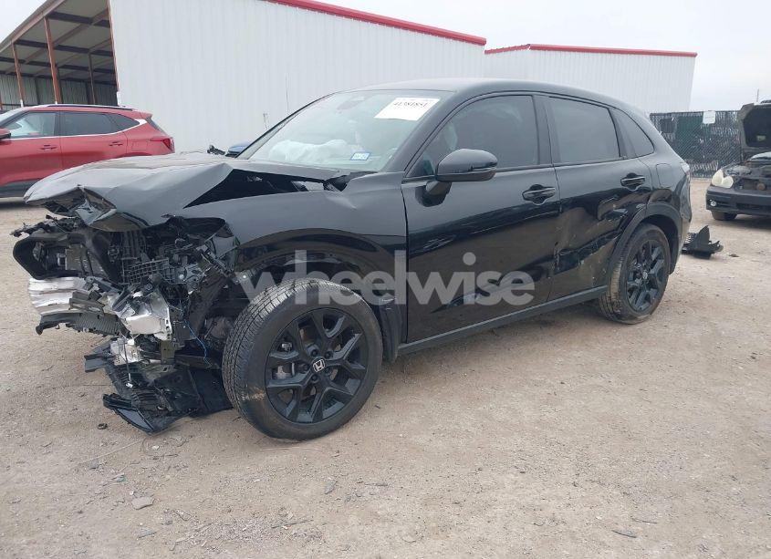 Photo 2 of 2024 Honda Hr-v 2WD SPORT/2WD SPORT W/O BSI (VIN 3CZRZ1H50RM762011)