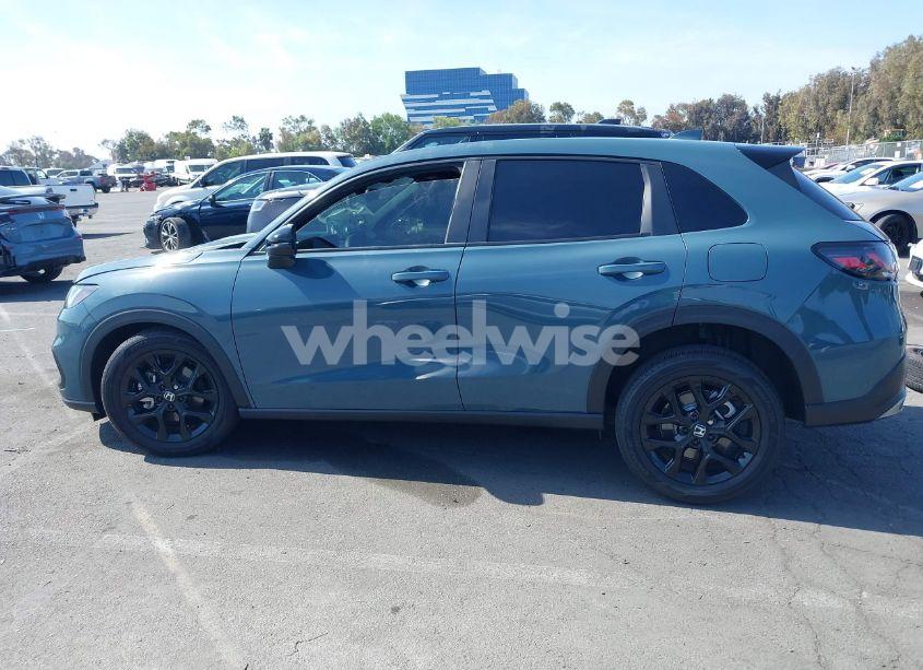 Photo 13 of 2025 Honda Hr-v 2WD SPORT (VIN 3CZRZ1H50SM700162)