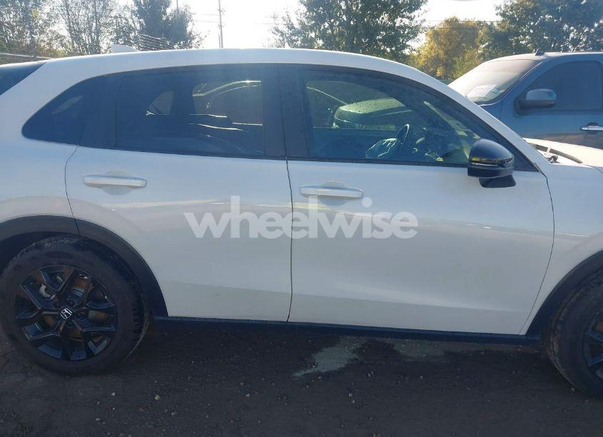 Photo 14 of 2025 Honda Hr-v 2WD SPORT (VIN 3CZRZ1H50SM706169)