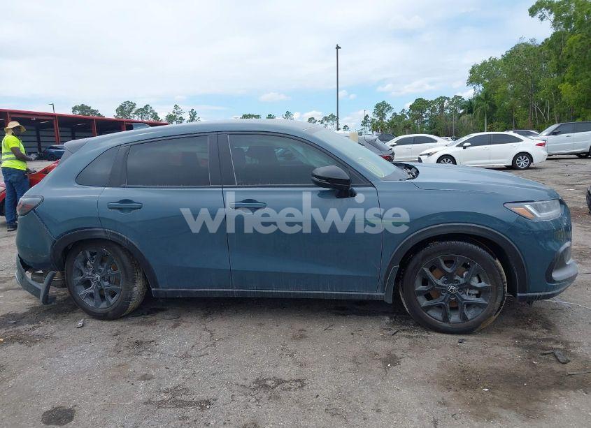 Photo 13 of 2025 Honda Hr-v 2WD SPORT (VIN 3CZRZ1H50SM735638)