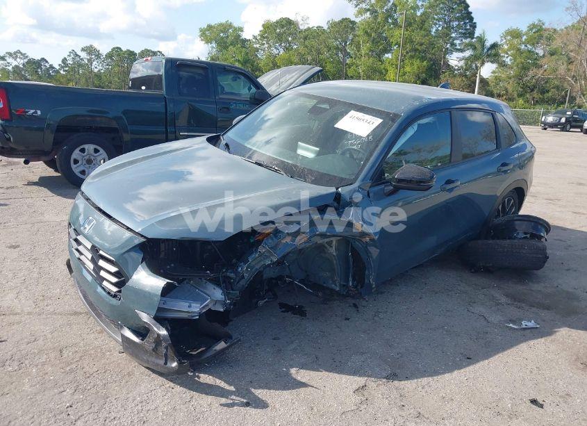 Photo 2 of 2025 Honda Hr-v 2WD SPORT (VIN 3CZRZ1H50SM736028)