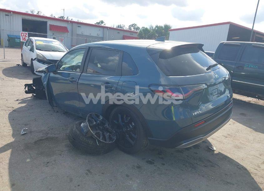 Photo 3 of 2025 Honda Hr-v 2WD SPORT (VIN 3CZRZ1H50SM736028)