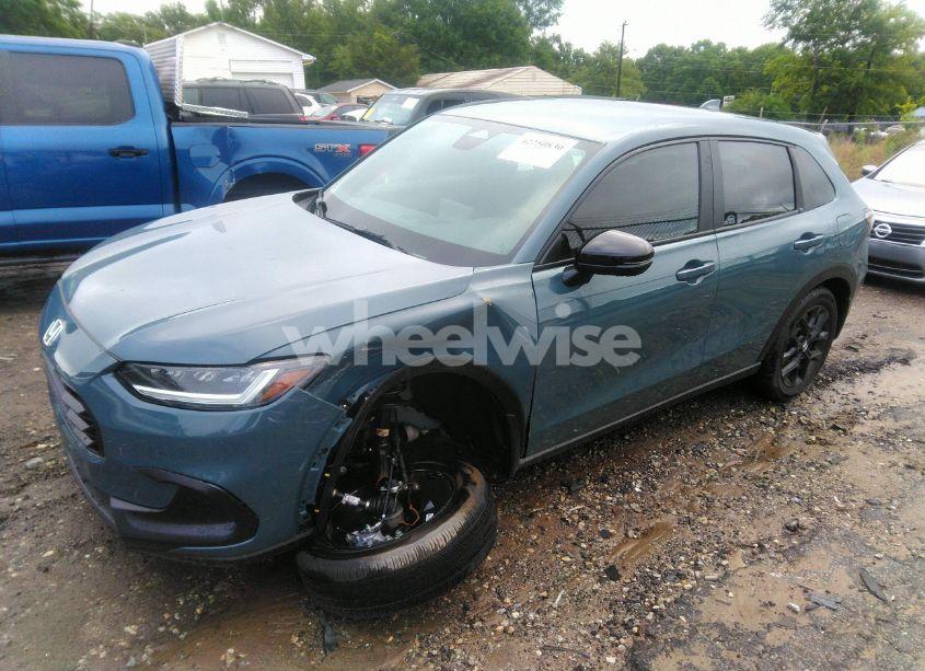 Photo 2 of 2025 Honda Hr-v 2WD SPORT (VIN 3CZRZ1H50SM741648)