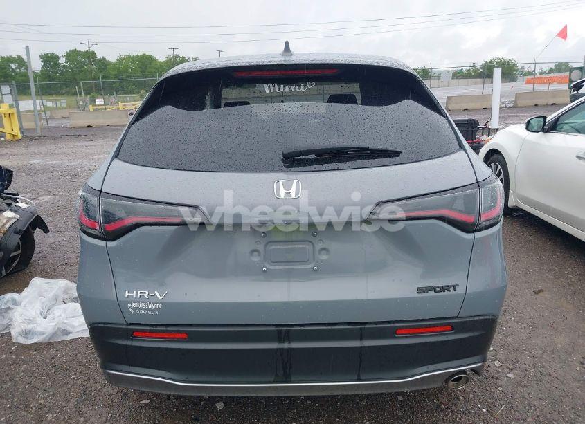 Photo 16 of 2024 Honda Hr-v 2WD SPORT/2WD SPORT W/O BSI (VIN 3CZRZ1H51RM724187)