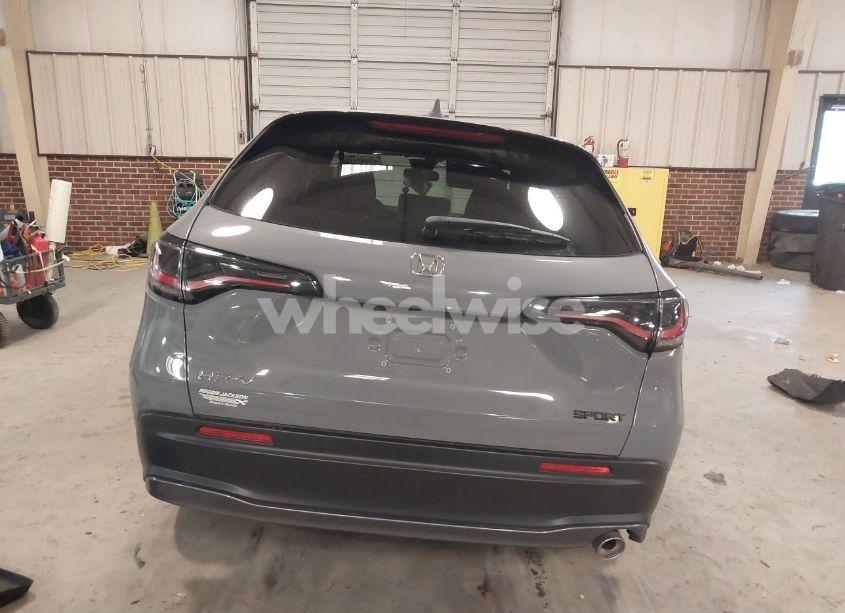 Photo 16 of 2024 Honda Hr-v 2WD SPORT/2WD SPORT W/O BSI (VIN 3CZRZ1H51RM740910)