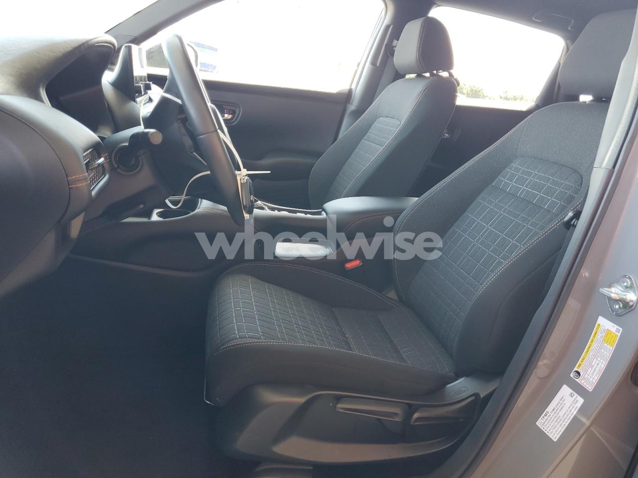 Photo 7 of 2024 HONDA HR-V SPORT (VIN 3CZRZ1H51RM749347)