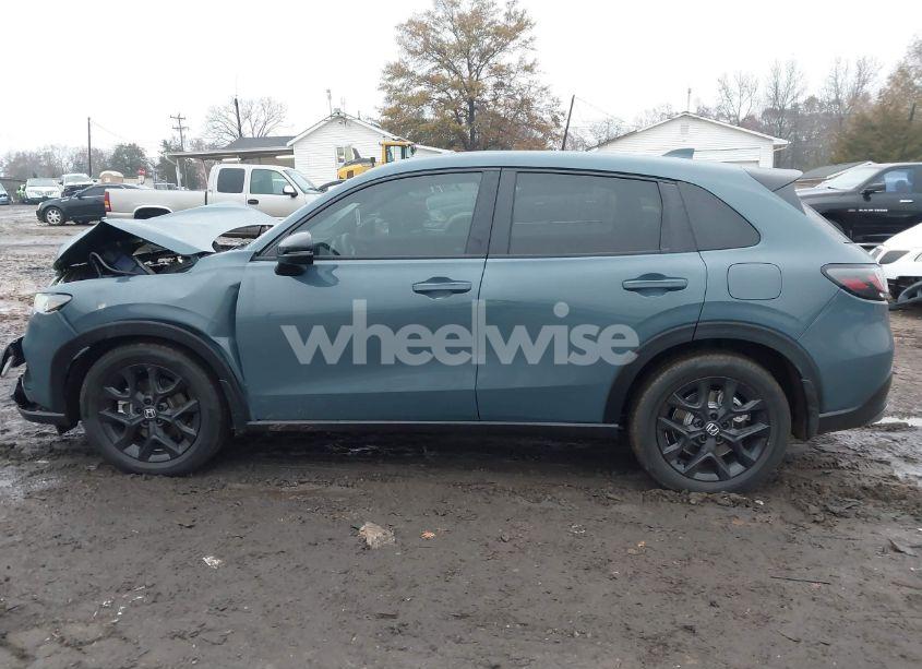 Photo 14 of 2025 Honda Hr-v 2WD SPORT (VIN 3CZRZ1H51SM704253)