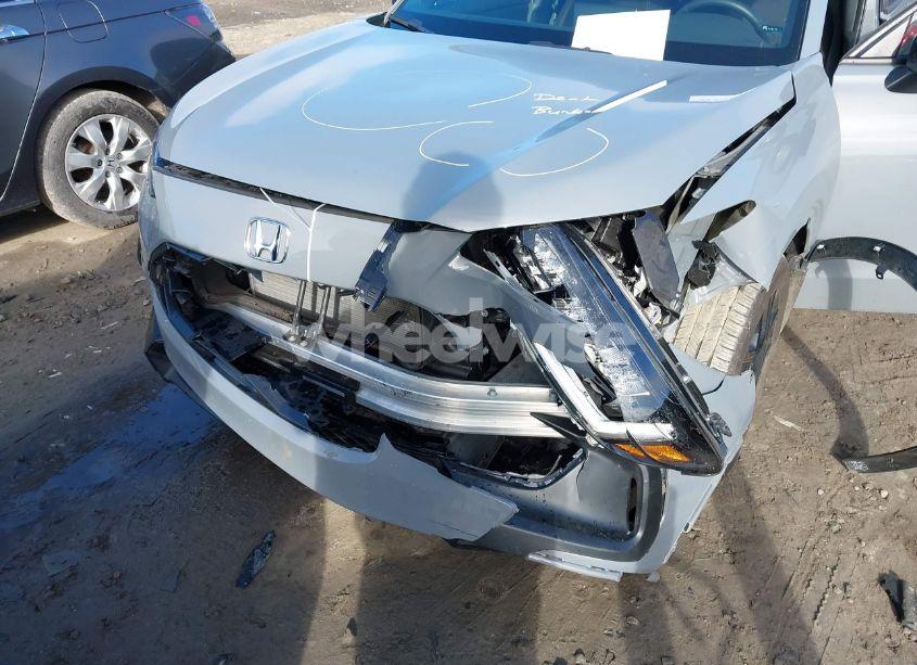 Photo 6 of 2024 Honda Hr-v 2WD SPORT/2WD SPORT W/O BSI (VIN 3CZRZ1H52RM715224)