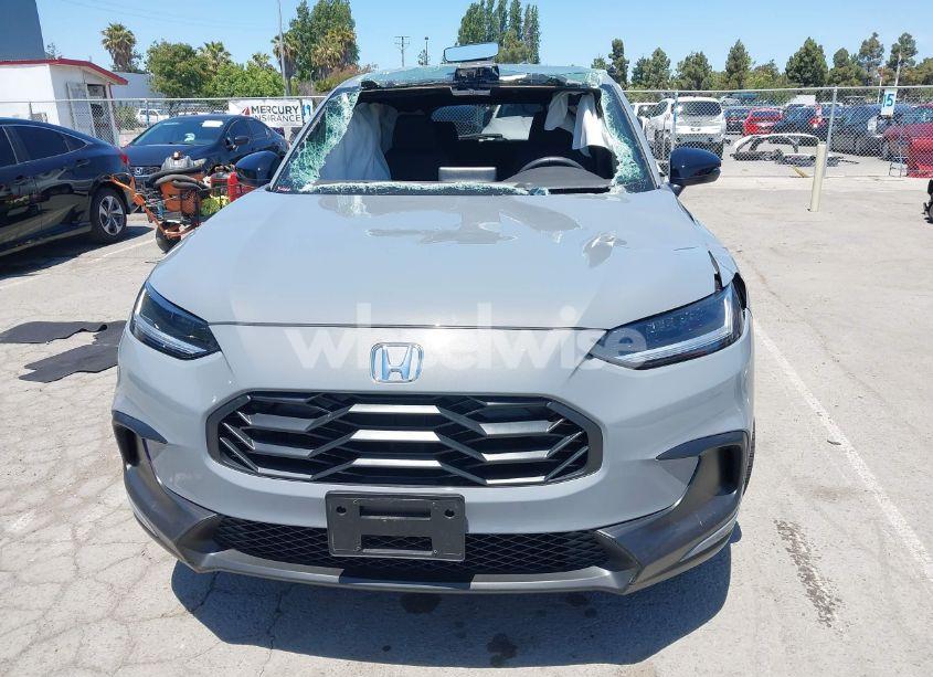 Photo 12 of 2024 Honda Hr-v 2WD SPORT/2WD SPORT W/O BSI (VIN 3CZRZ1H52RM729575)