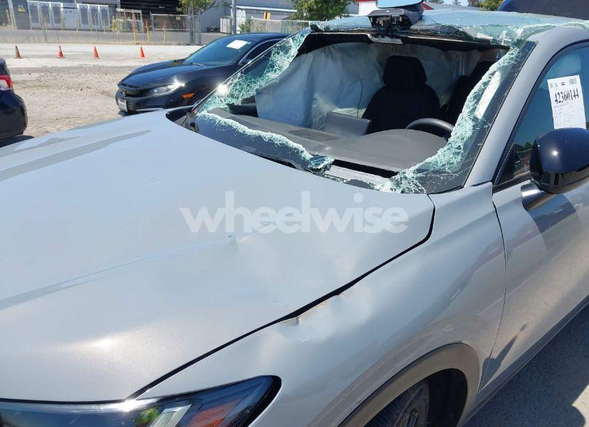 Photo 6 of 2024 Honda Hr-v 2WD SPORT/2WD SPORT W/O BSI (VIN 3CZRZ1H52RM729575)