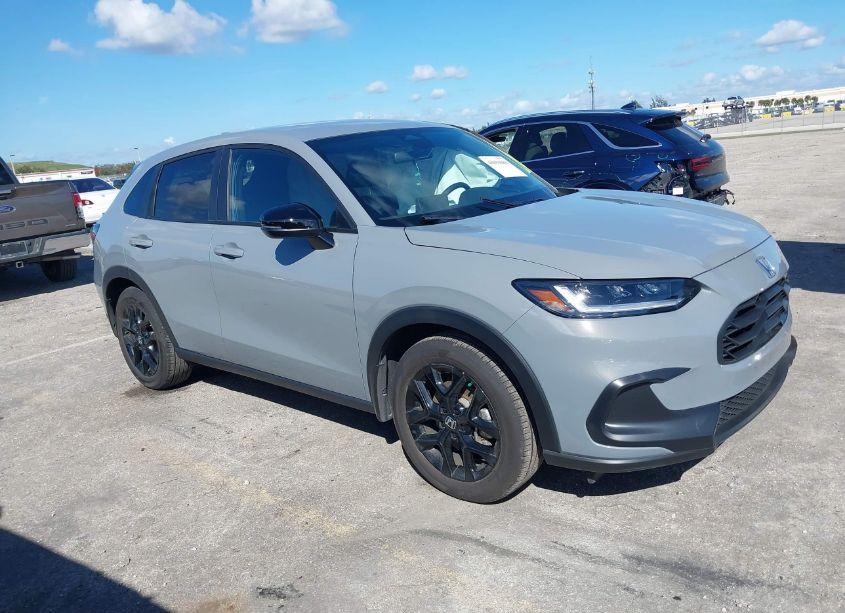 2024 Honda Hr-v 2WD SPORT/2WD SPORT W/O BSI (VIN 3CZRZ1H52RM743217) main photo