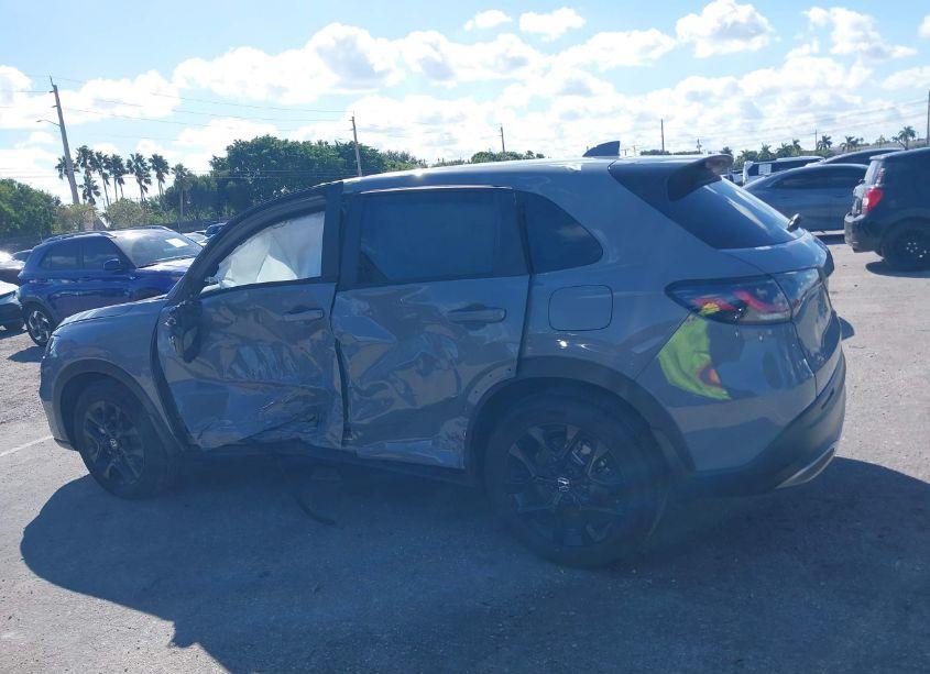 Photo 14 of 2024 Honda Hr-v 2WD SPORT/2WD SPORT W/O BSI (VIN 3CZRZ1H52RM743217)