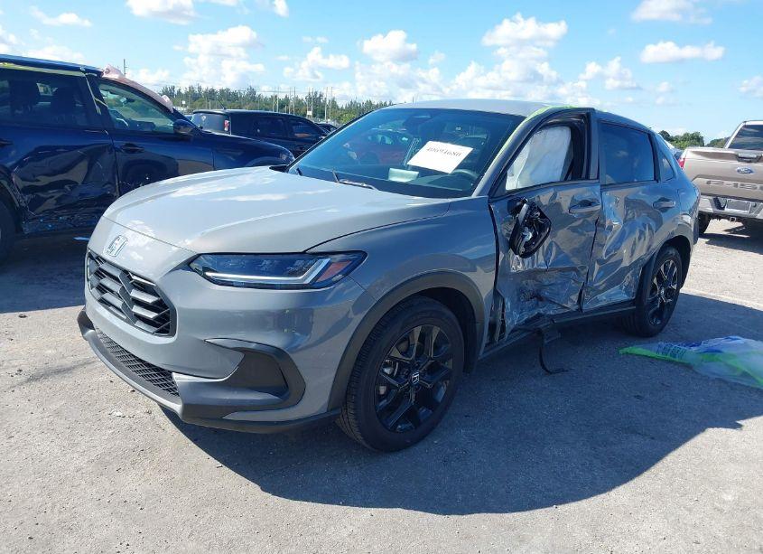 Photo 2 of 2024 Honda Hr-v 2WD SPORT/2WD SPORT W/O BSI (VIN 3CZRZ1H52RM743217)