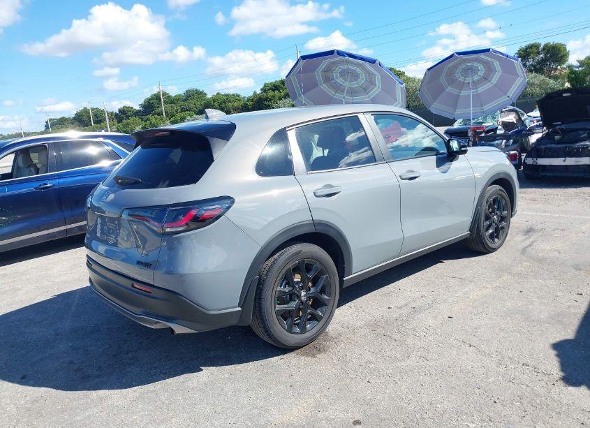 Photo 4 of 2024 Honda Hr-v 2WD SPORT/2WD SPORT W/O BSI (VIN 3CZRZ1H52RM743217)