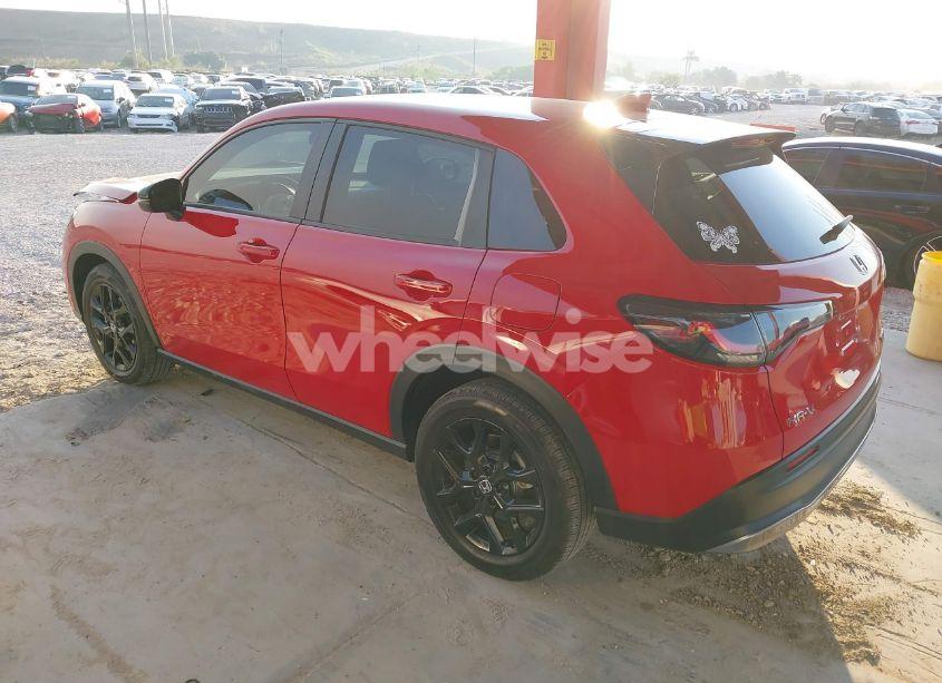 Photo 3 of 2025 Honda Hr-v 2WD SPORT (VIN 3CZRZ1H52SM708439)