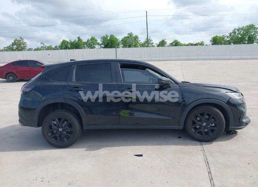 Photo 13 of 2024 Honda Hr-v (VIN 3CZRZ1H53RM707679)