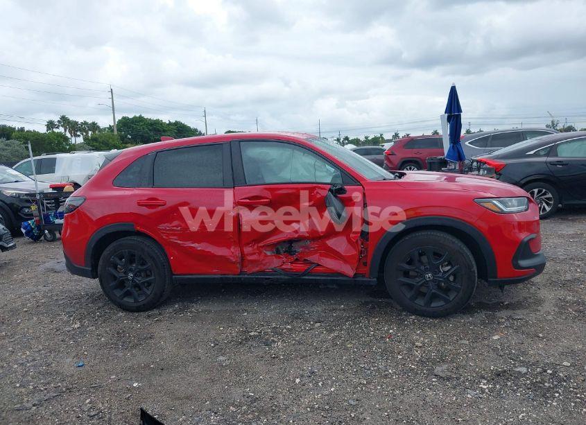 Photo 13 of 2024 Honda Hr-v 2WD SPORT/2WD SPORT W/O BSI (VIN 3CZRZ1H53RM711277)