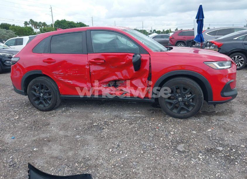 Photo 6 of 2024 Honda Hr-v 2WD SPORT/2WD SPORT W/O BSI (VIN 3CZRZ1H53RM711277)