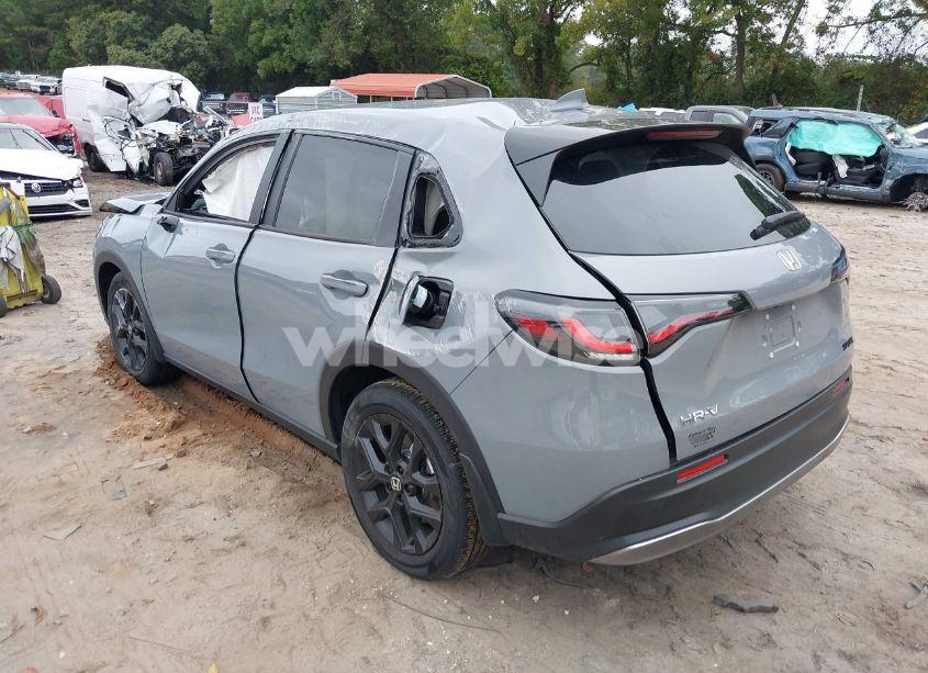 Photo 3 of 2024 Honda Hr-v 2WD SPORT/2WD SPORT W/O BSI (VIN 3CZRZ1H53RM748734)