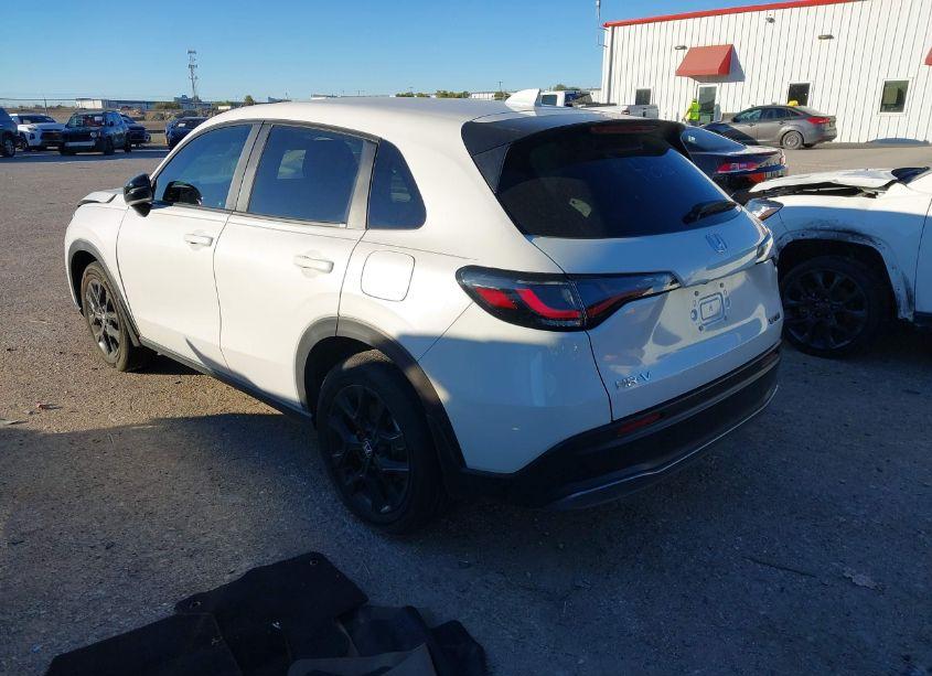 Photo 3 of 2024 Honda Hr-v (VIN 3CZRZ1H53RM755988)
