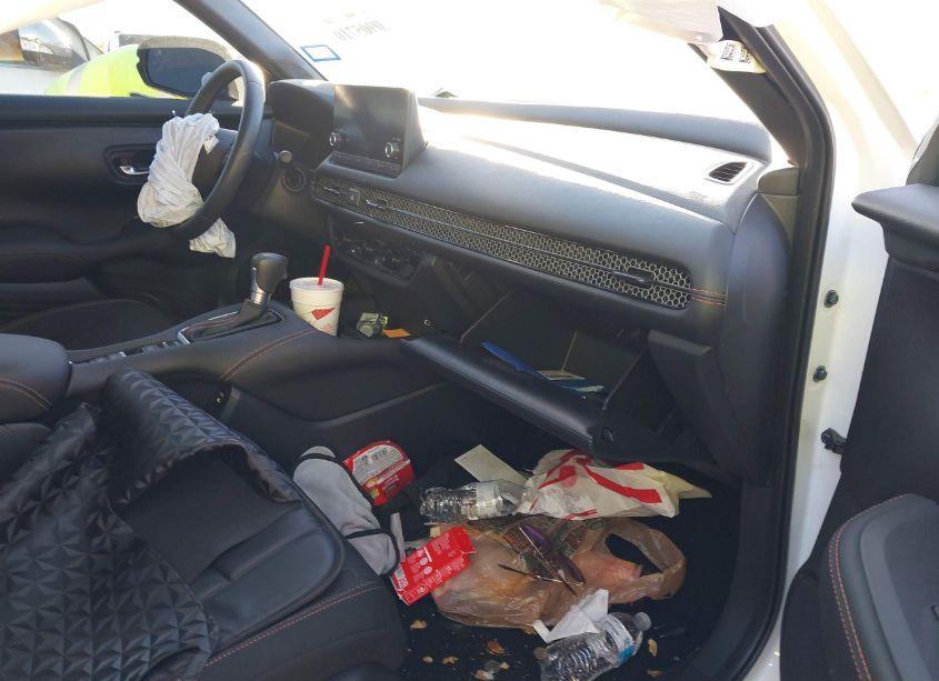 Photo 5 of 2024 Honda Hr-v (VIN 3CZRZ1H53RM755988)