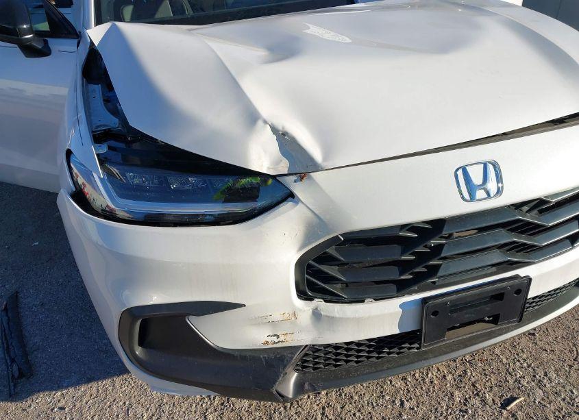 Photo 6 of 2024 Honda Hr-v (VIN 3CZRZ1H53RM755988)