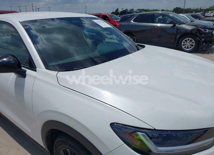 Photo 6 of 2025 Honda Hr-v 2WD SPORT (VIN 3CZRZ1H53SM738372)