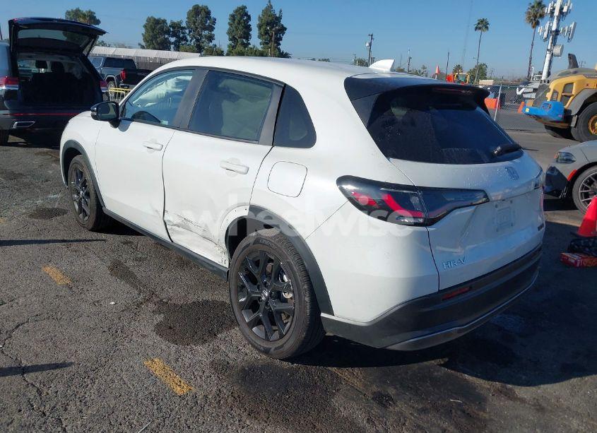 Photo 3 of 2024 Honda Hr-v 2WD SPORT/2WD SPORT W/O BSI (VIN 3CZRZ1H54RM723938)