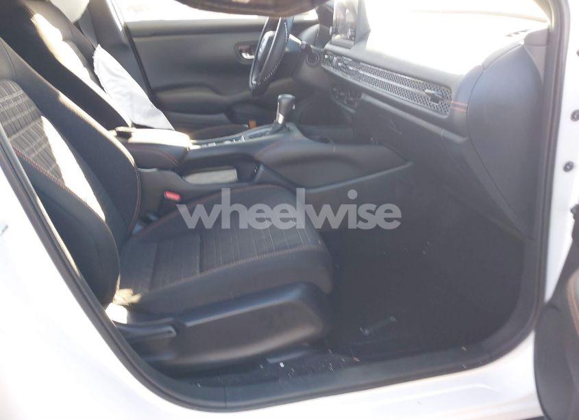 Photo 5 of 2024 Honda Hr-v 2WD SPORT/2WD SPORT W/O BSI (VIN 3CZRZ1H54RM723938)