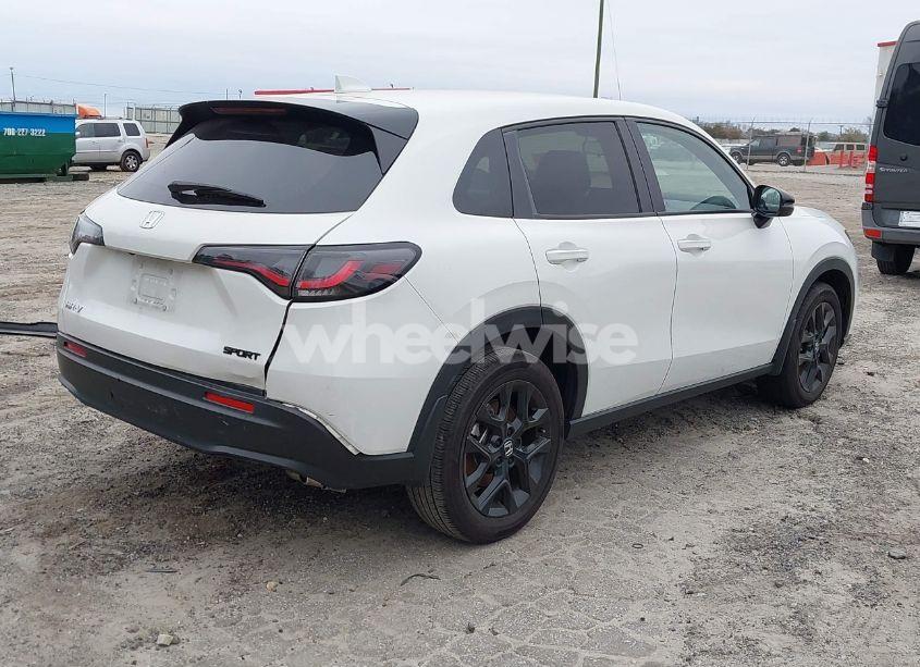 Photo 4 of 2024 Honda Hr-v 2WD SPORT/2WD SPORT W/O BSI (VIN 3CZRZ1H54RM723955)