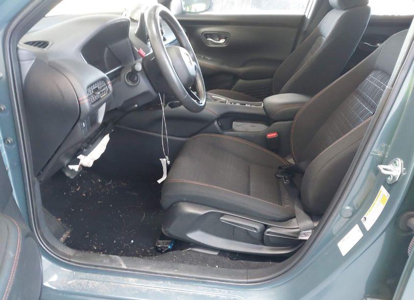 Photo 15 of 2024 Honda Hr-v 2WD SPORT/2WD SPORT W/O BSI (VIN 3CZRZ1H54RM736379)