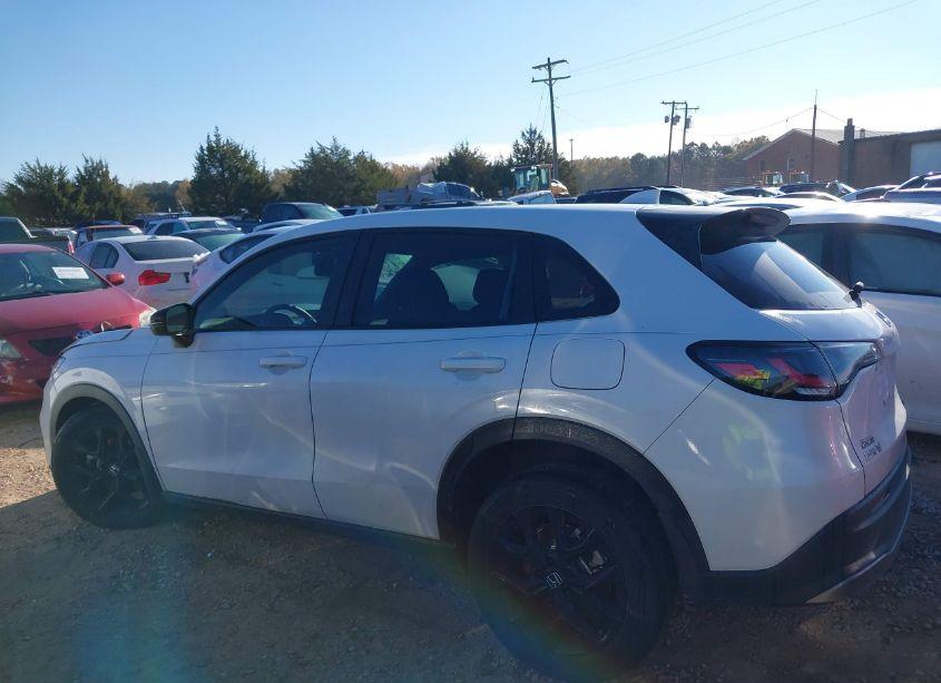 Photo 15 of 2025 Honda Hr-v 2WD SPORT (VIN 3CZRZ1H54SM701377)