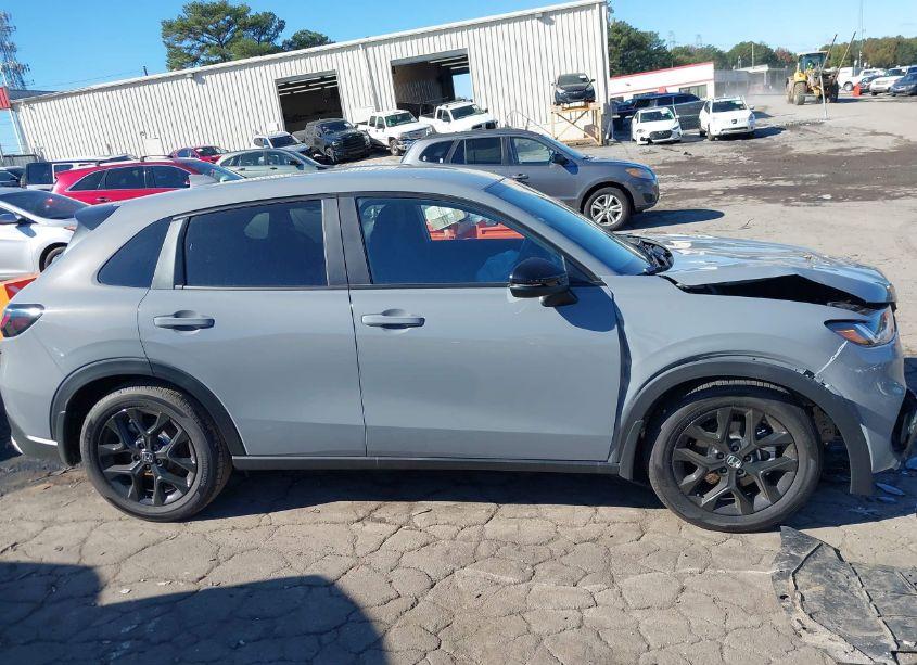 Photo 13 of 2025 Honda Hr-v 2WD SPORT (VIN 3CZRZ1H54SM707146)