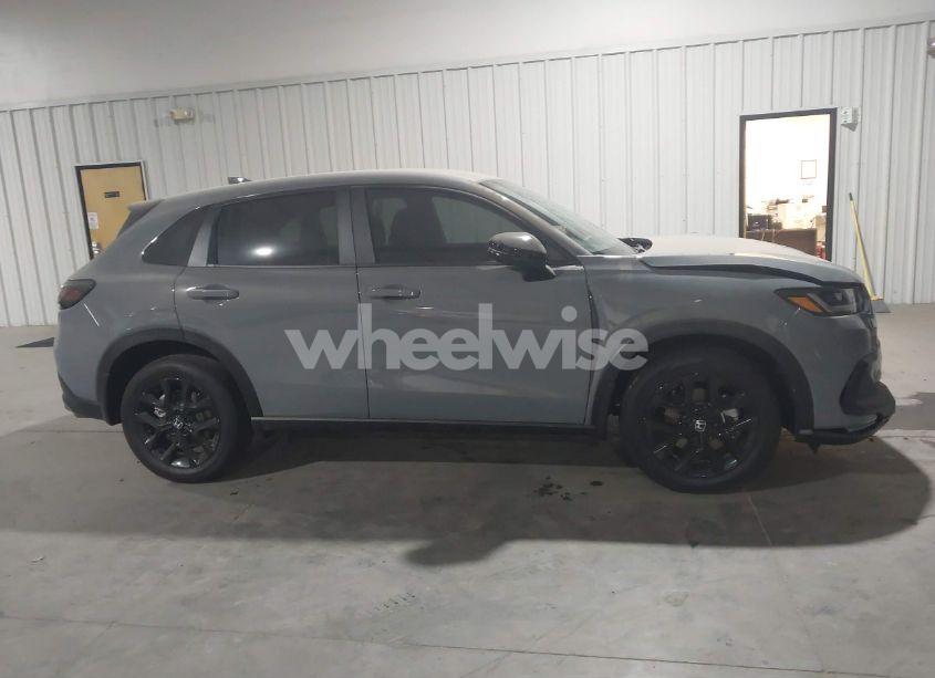 Photo 13 of 2025 Honda Hr-v 2WD SPORT (VIN 3CZRZ1H54SM714050)