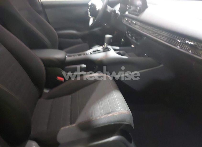 Photo 5 of 2025 Honda Hr-v 2WD SPORT (VIN 3CZRZ1H54SM714050)