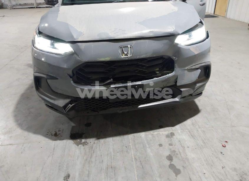 Photo 6 of 2025 Honda Hr-v 2WD SPORT (VIN 3CZRZ1H54SM714050)