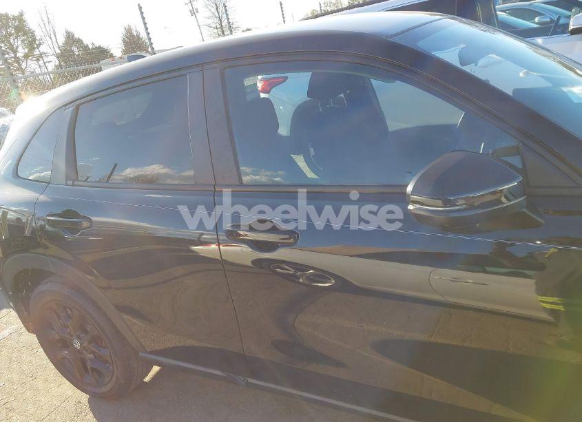 Photo 13 of 2024 Honda Hr-v 2WD SPORT/2WD SPORT W/O BSI (VIN 3CZRZ1H55RM715783)