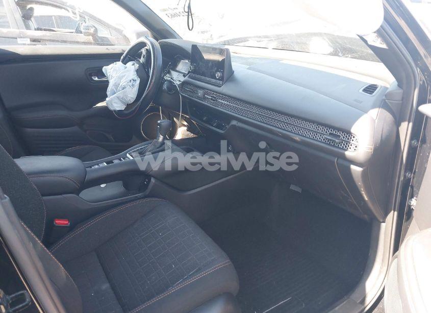 Photo 5 of 2024 Honda Hr-v 2WD SPORT/2WD SPORT W/O BSI (VIN 3CZRZ1H55RM735113)