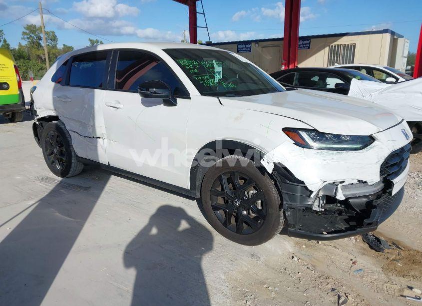 2024 Honda Hr-v 2WD SPORT/2WD SPORT W/O BSI (VIN 3CZRZ1H55RM736696) main photo